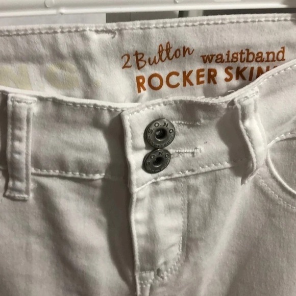 White Denim Jeans Low Waist‎ Skinny Leg Casual Pants Size 27 - Picture 4 of 9